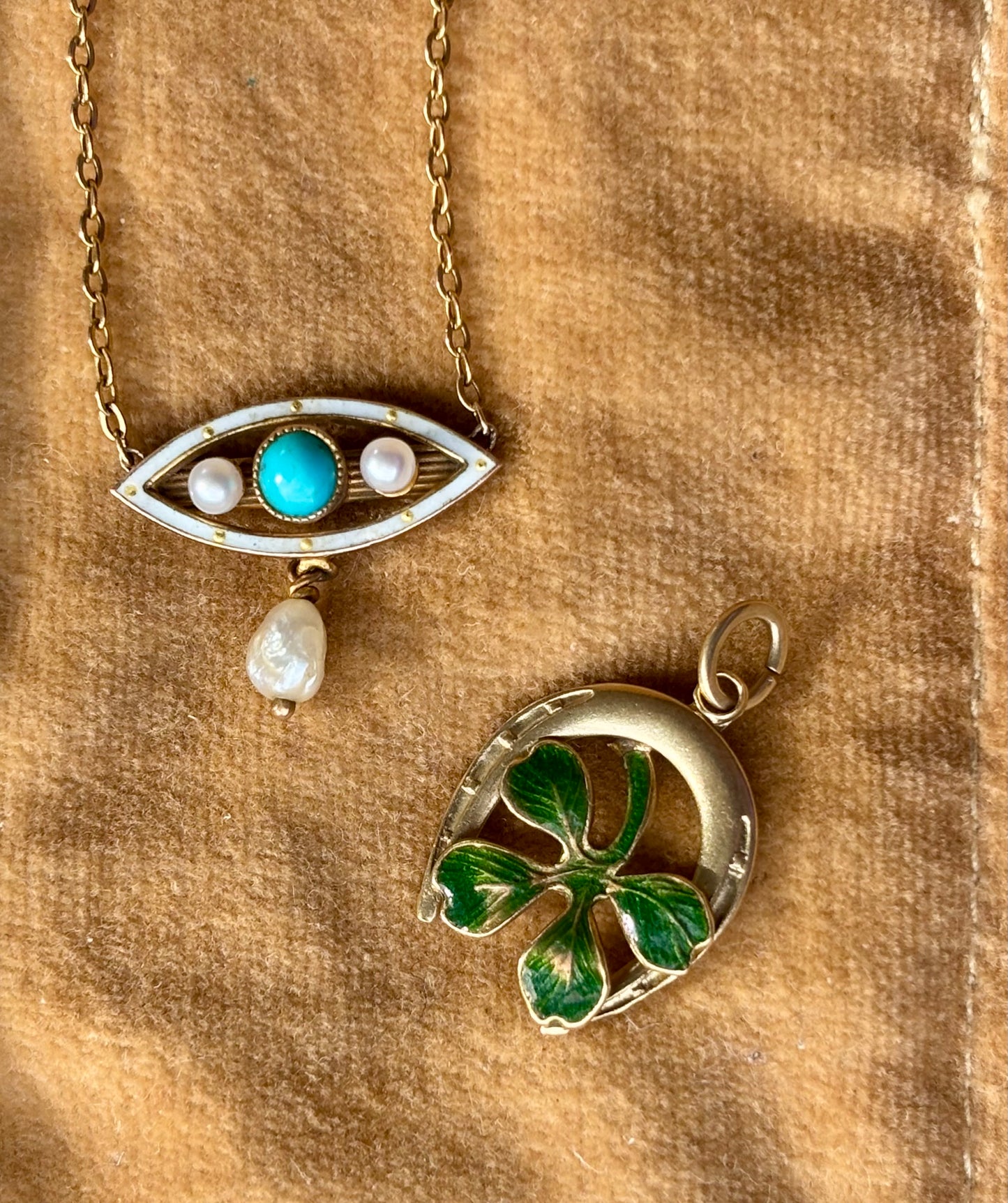 Double Luck Charm