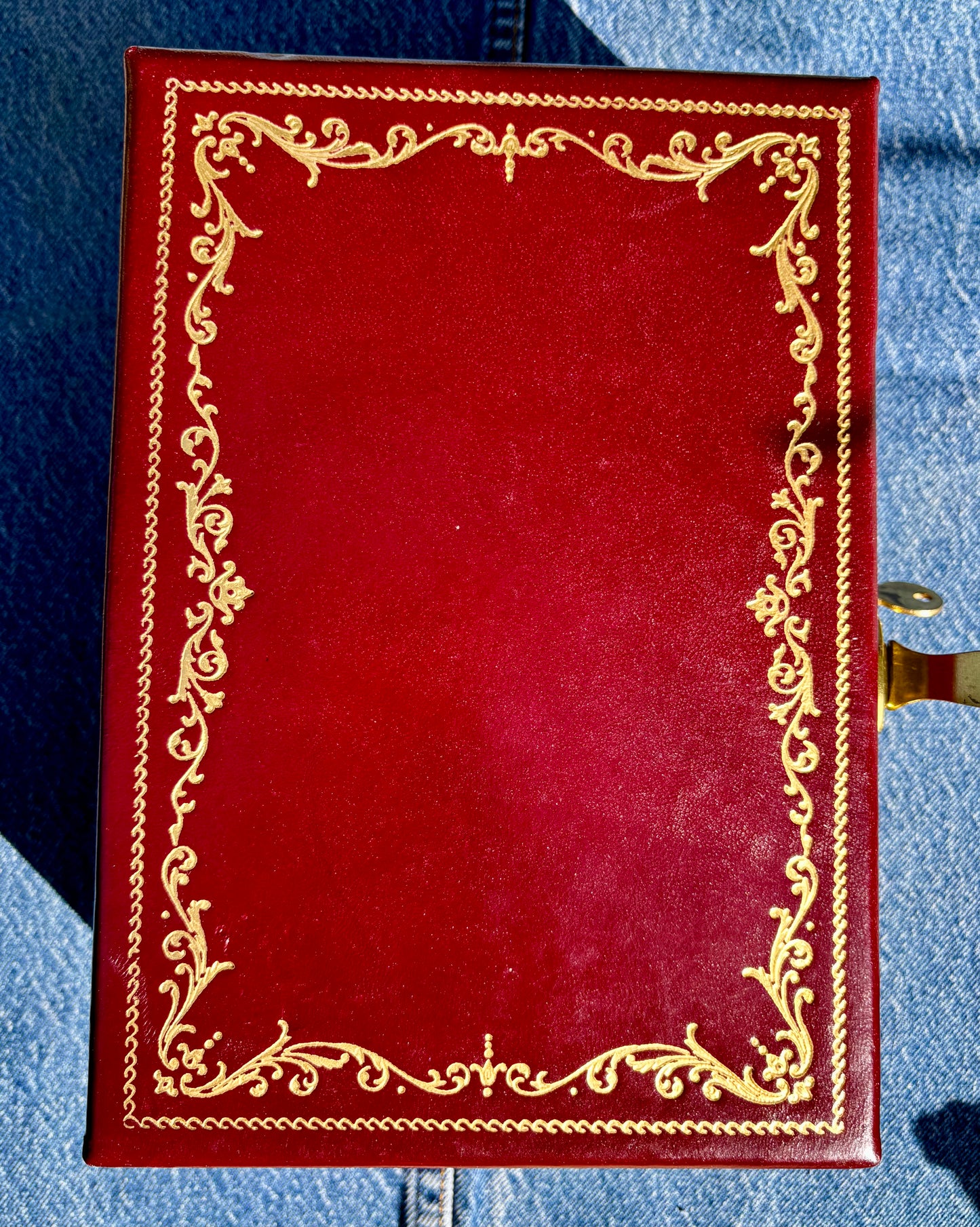 Vintage Burgundy Jewelry Box (with key!!)