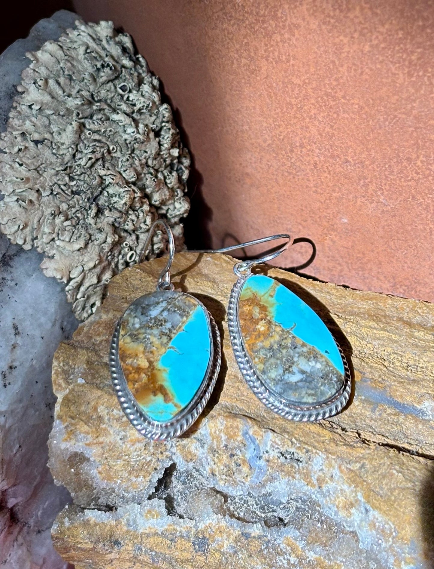 Yin Yang Turquoise Drops