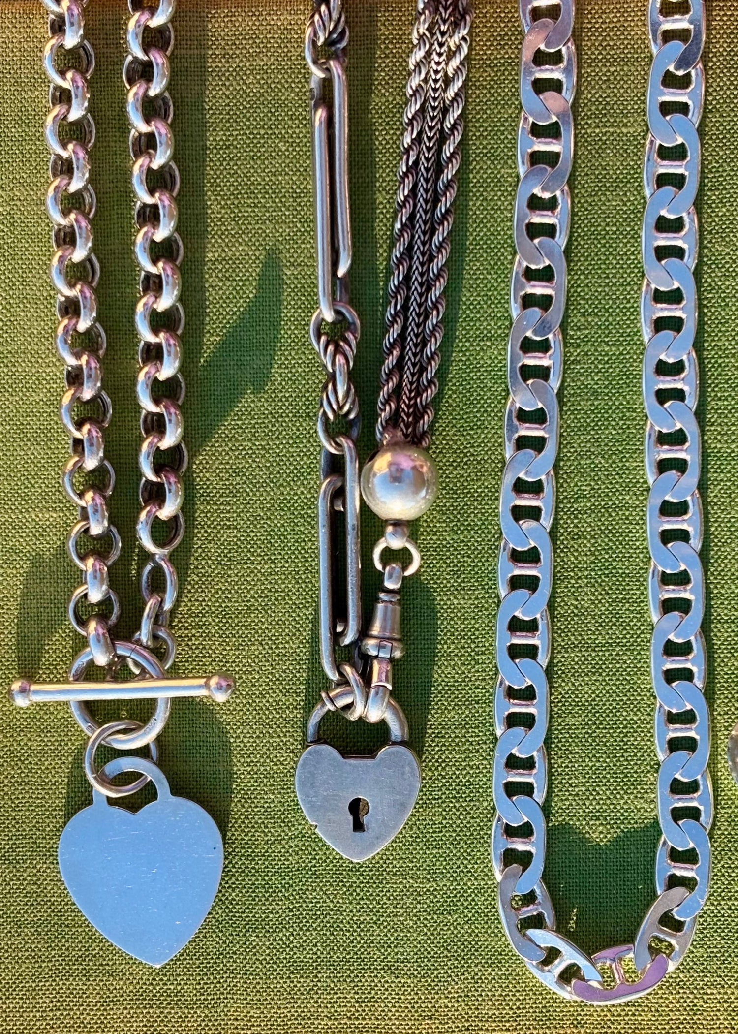 Necklaces & Chains