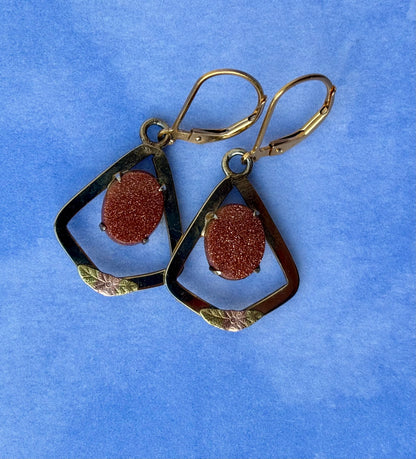 Deco Dangles