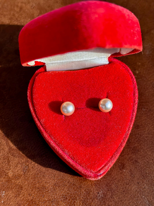 Pearl Studs