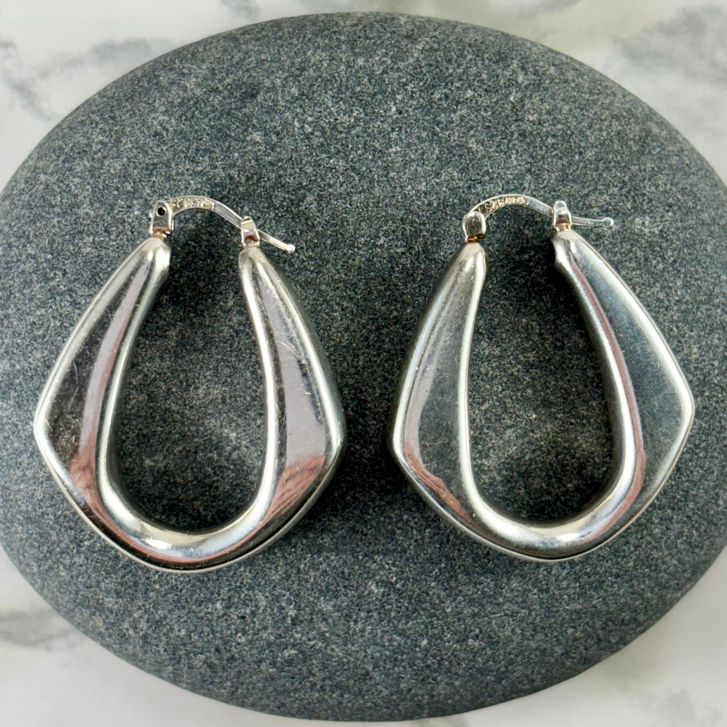 Stirrup Hoops