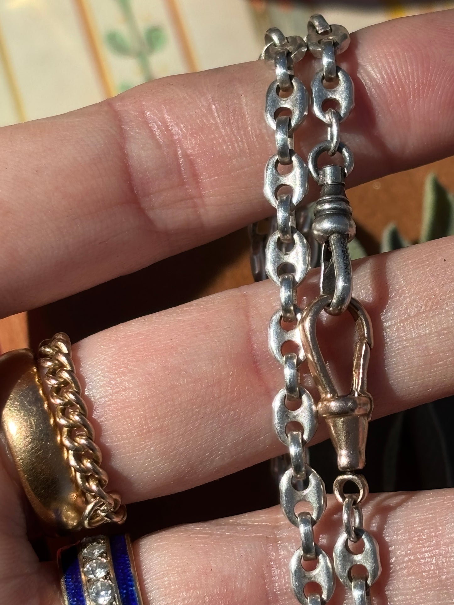 Make New Friends Chain, v. 2.0