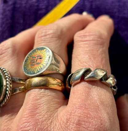 Sun Signet