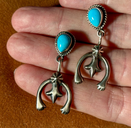 Naja Drop Earrings