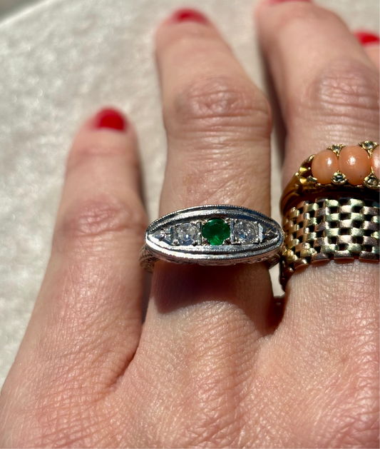 Art Deco Emerald & Diamond Ring