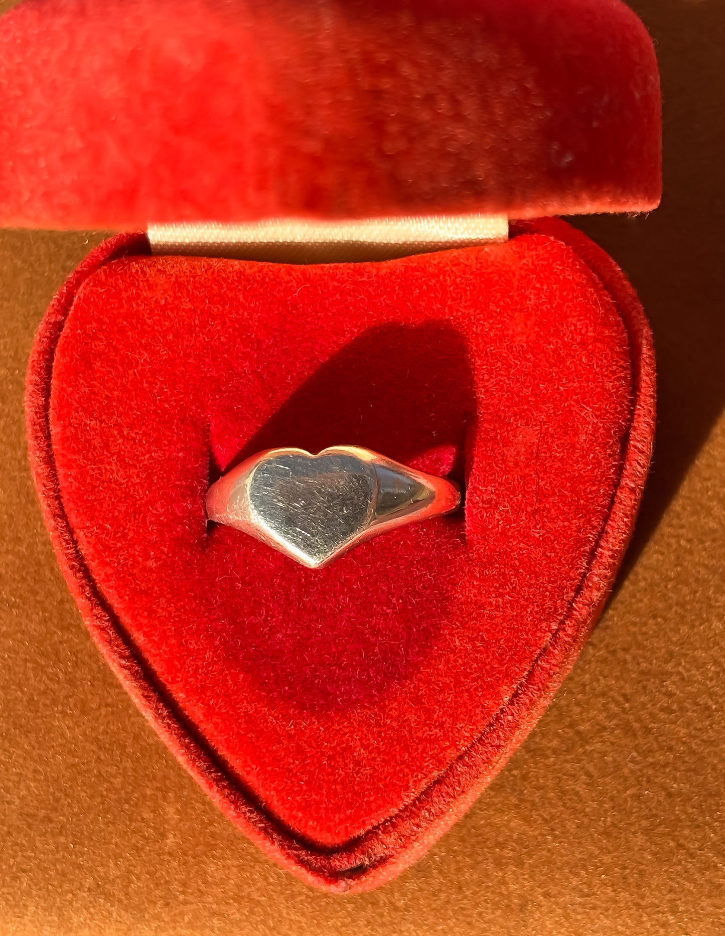 Sweetheart Signet