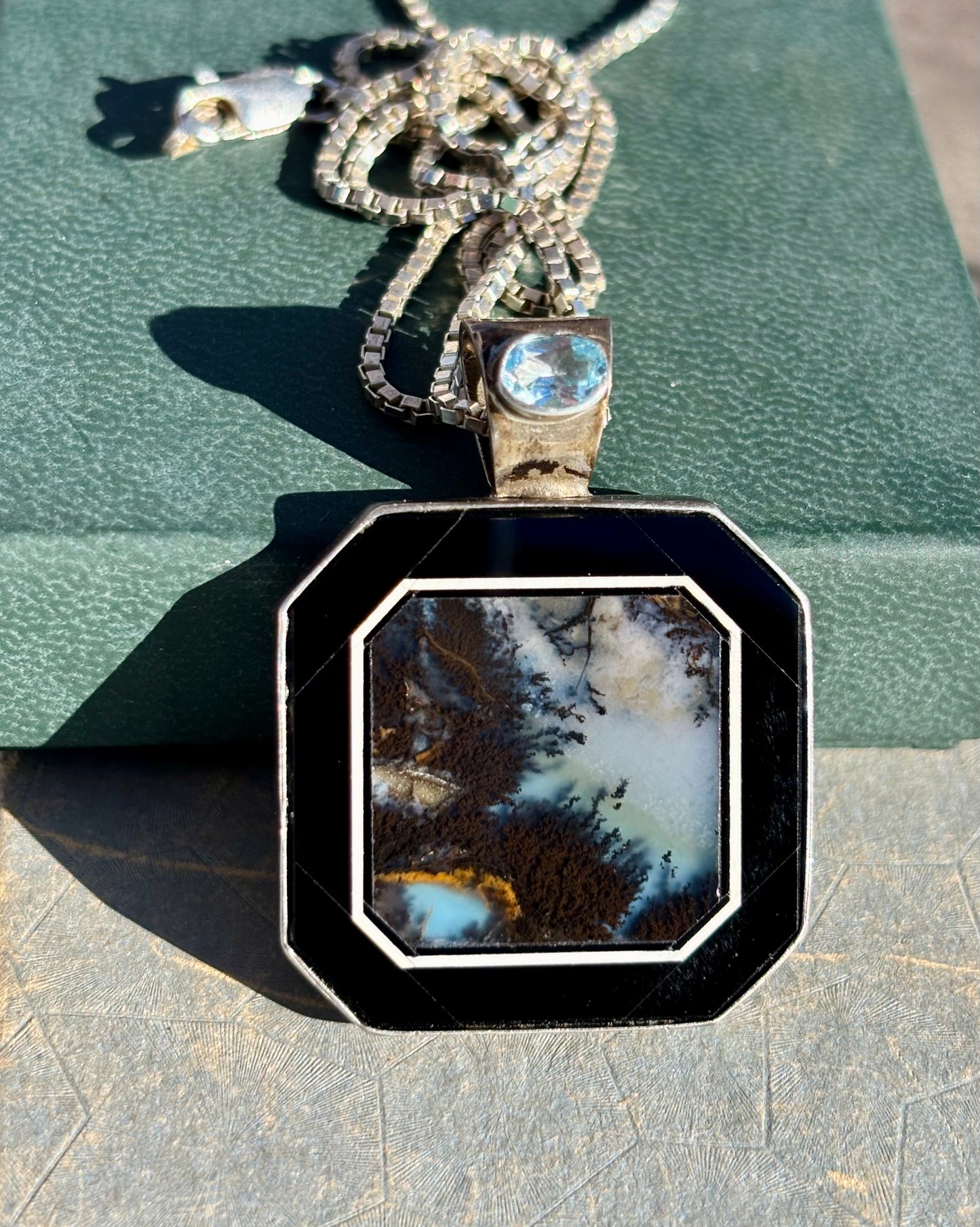 Picture Agate & Onyx Inlay Pendant