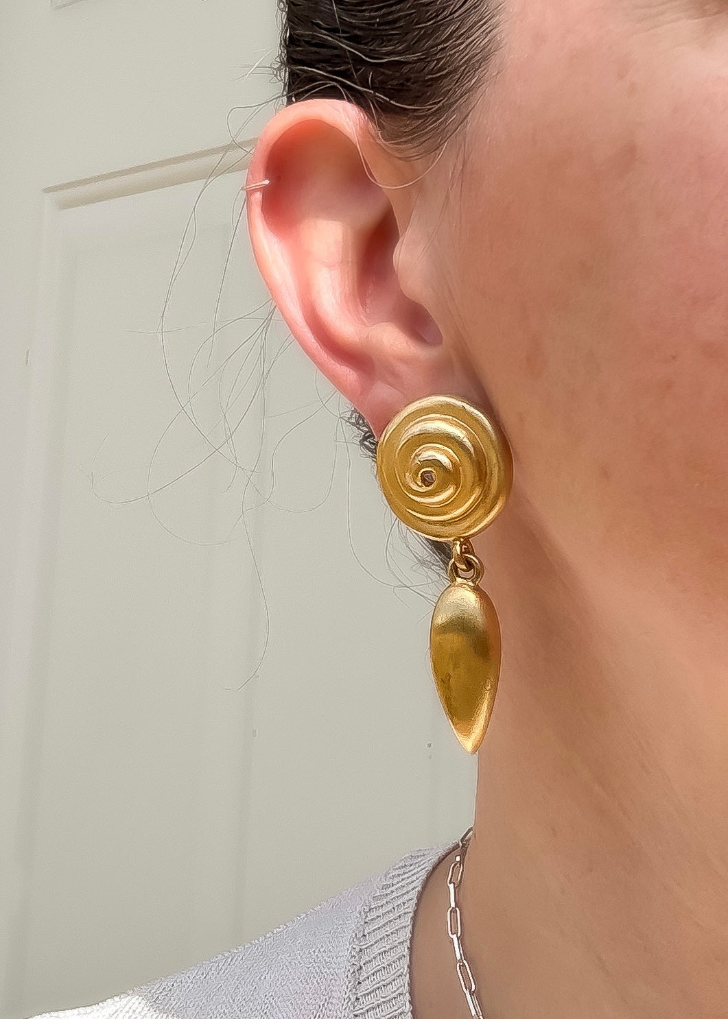 Spiral Drops