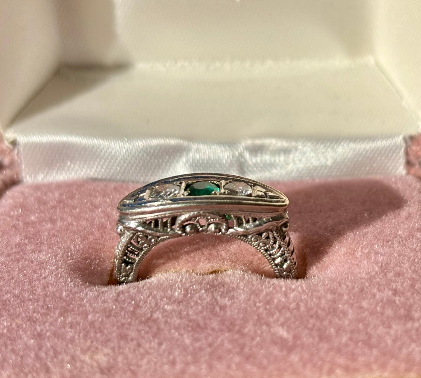 Art Deco Emerald & Diamond Ring