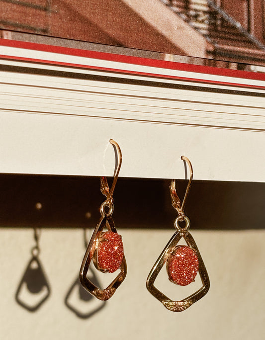Deco Dangles