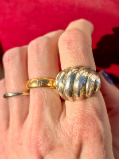 Da Bombé Ring