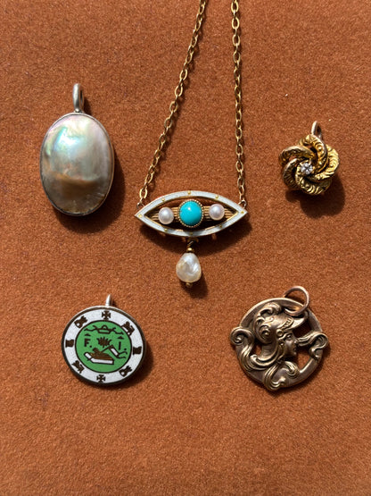 Baroque Pearl Pendant