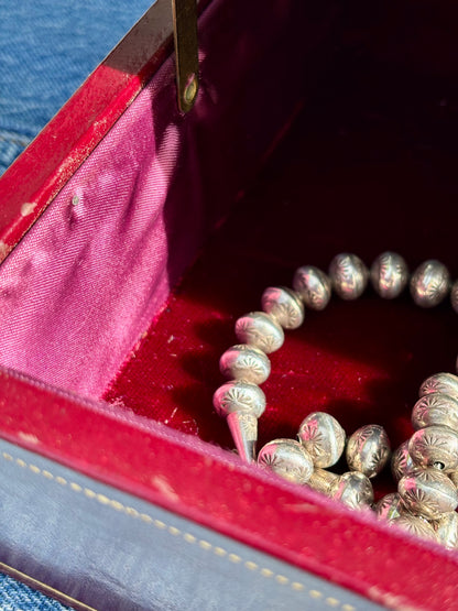 Vintage Burgundy Jewelry Box (with key!!)