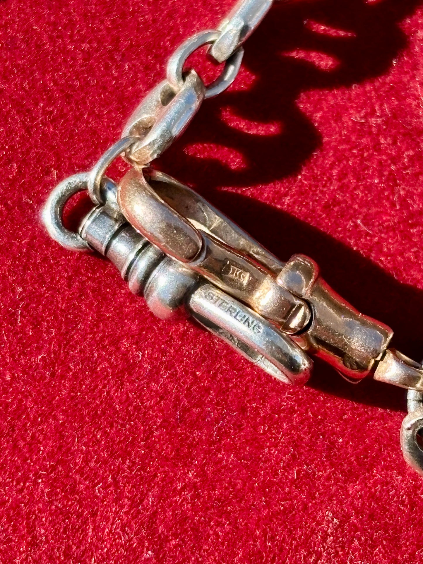 Make New Friends Chain, v. 2.0