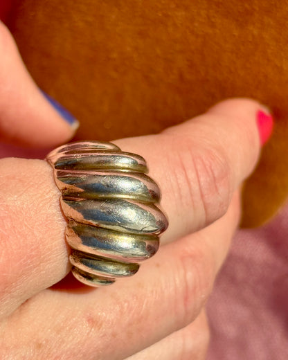 Da Bombé Ring