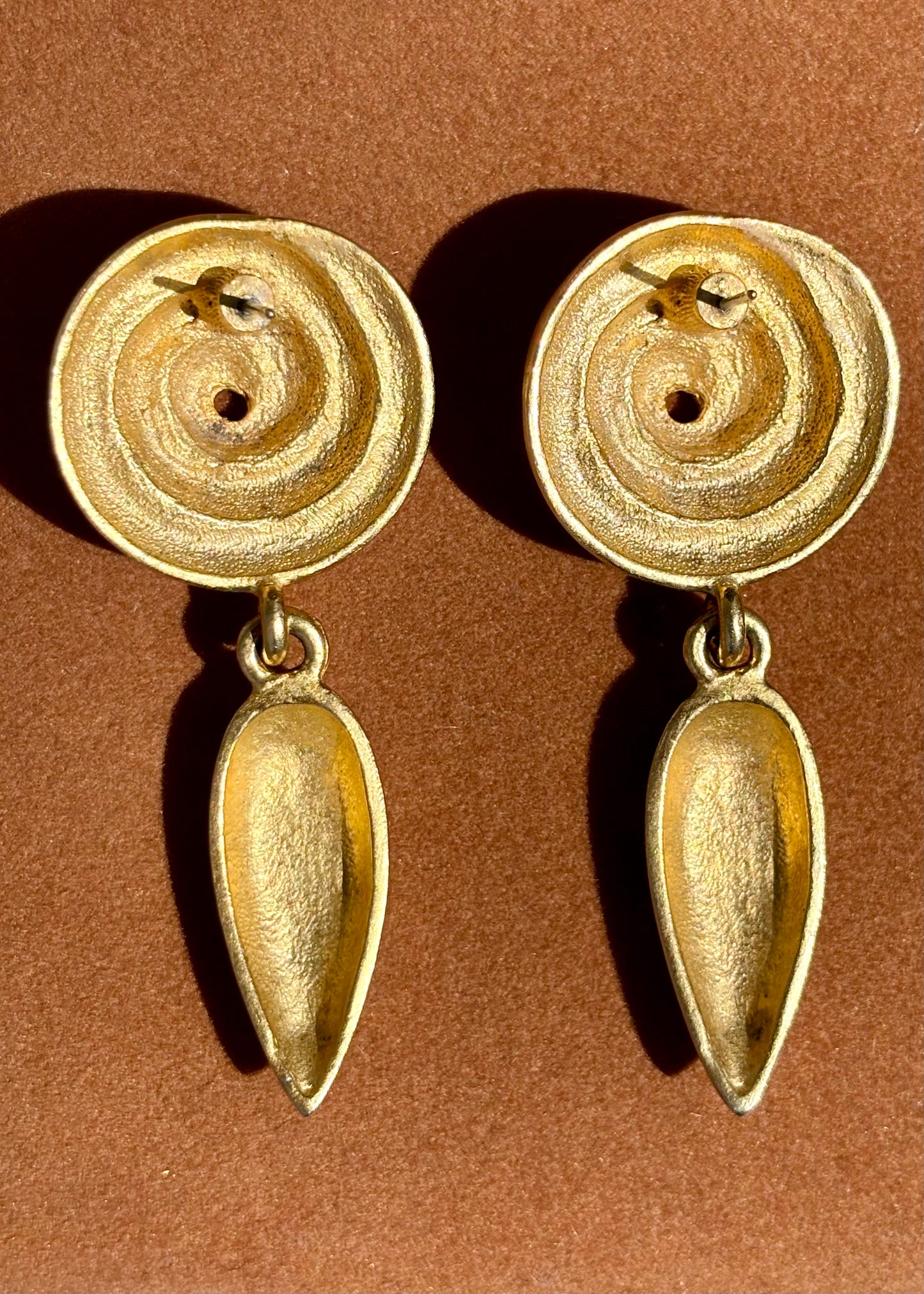 Spiral Drops
