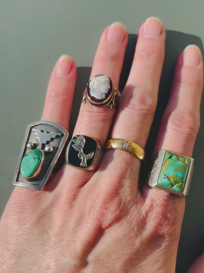 Leafy Signet Ring